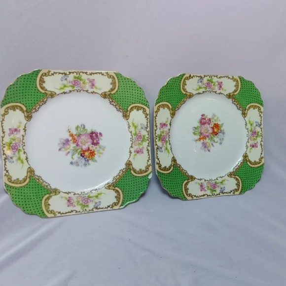 Vintage Floral Green and White Ceramic Plates - Picture 1 of 7